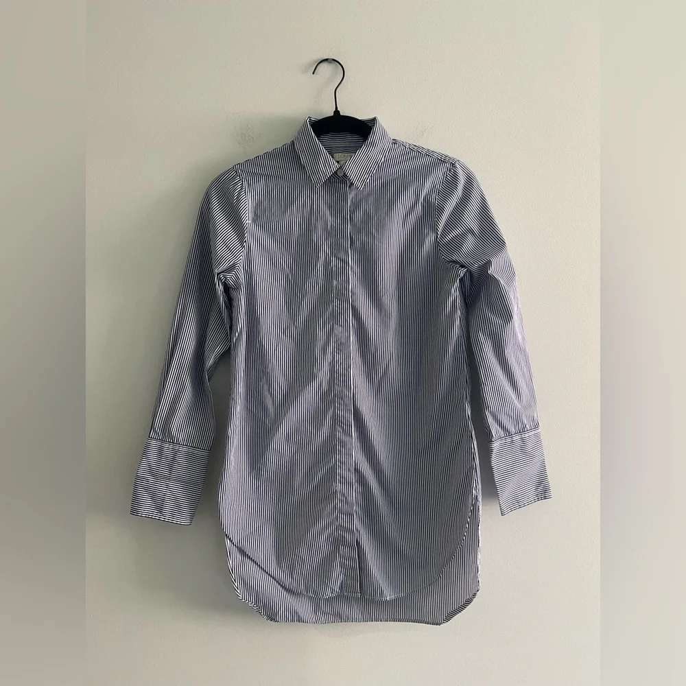 J.Crew Striped Button Down Shirt XXS Blue White Cotton Preppy High Low Hem - Picture 1 of 4